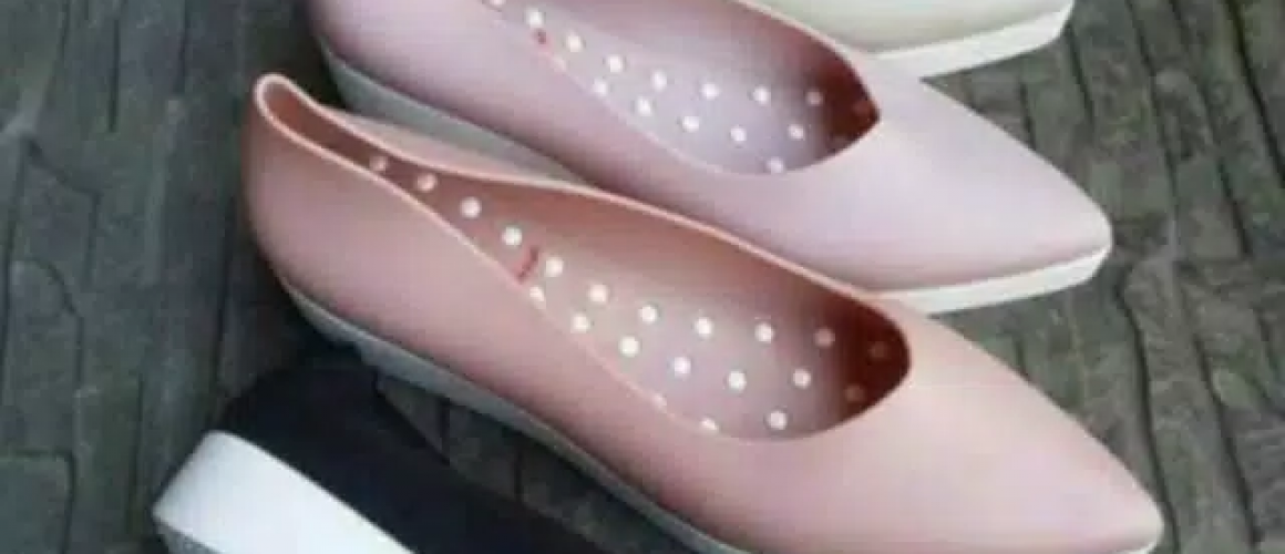 Sepatu Jelly Model Lancip
