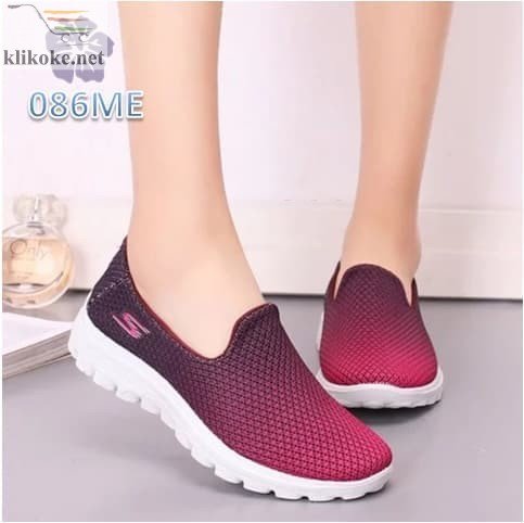 Sepatu Wanita  Slip On Sketsa  Gradation 086 Klik Oke